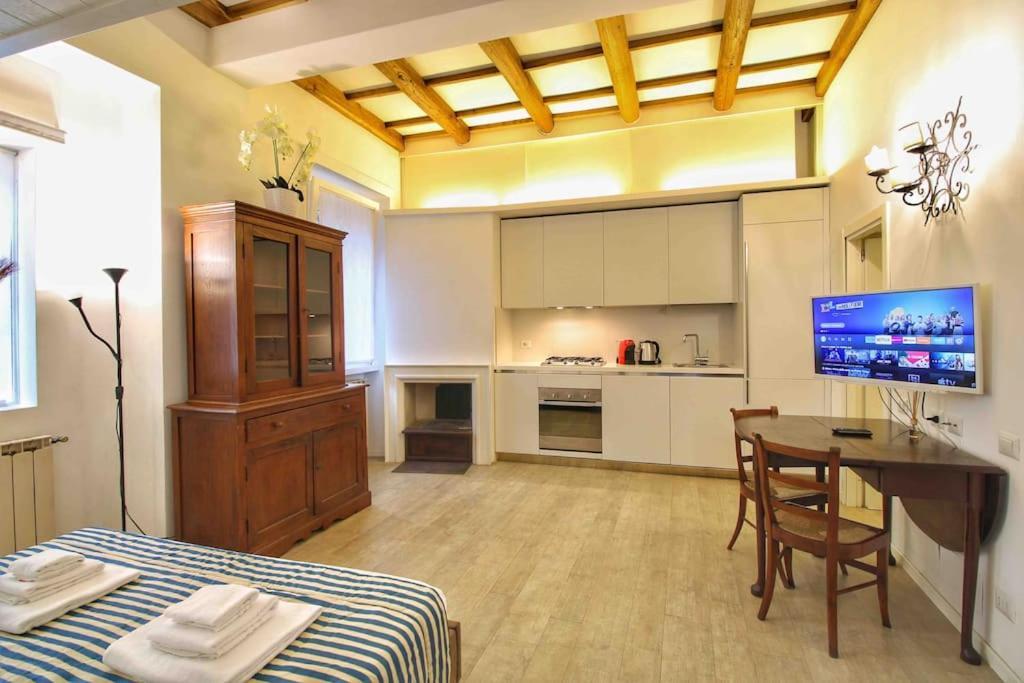 Cozy Studio Flat In Trastevere By Yourhost Rom Exterior foto
